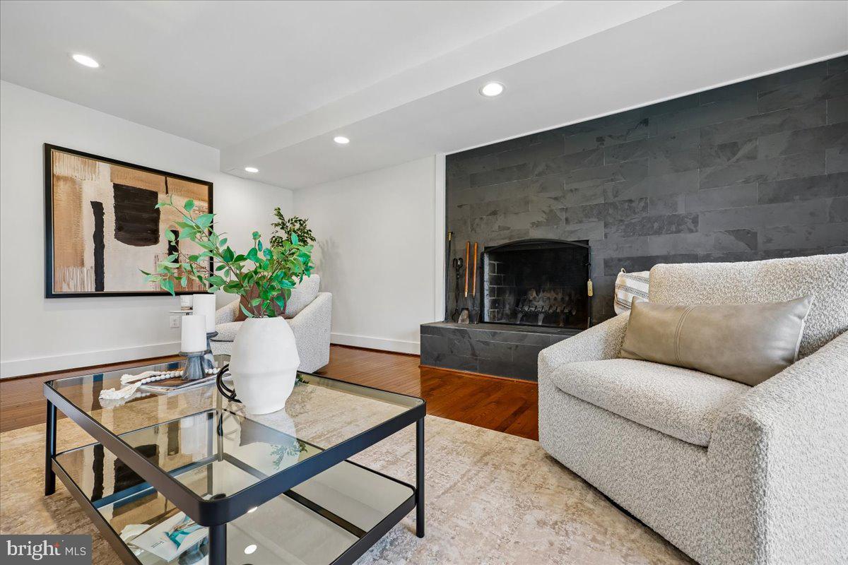 6309 Lenox Road Bethesda, MD 20817 - Photo 15 of 51