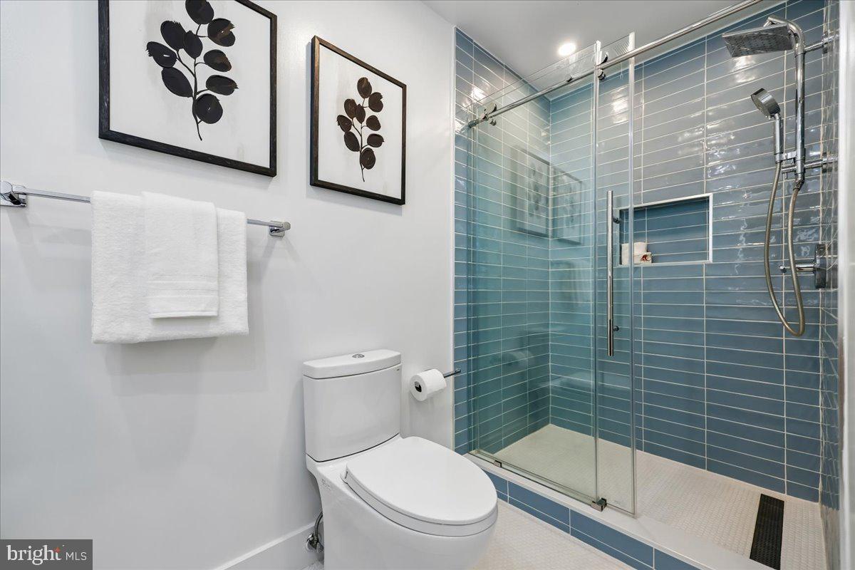 6309 Lenox Road Bethesda, MD 20817 - Photo 33 of 51