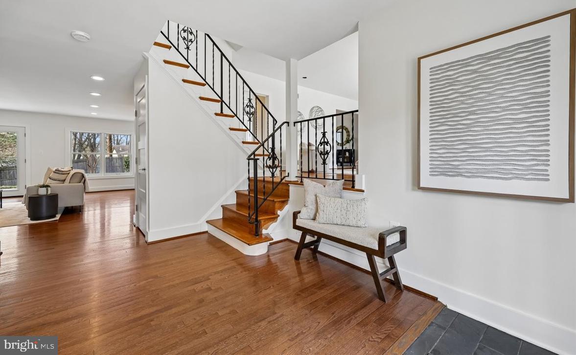 6309 Lenox Road Bethesda, MD 20817 - Photo 5 of 51