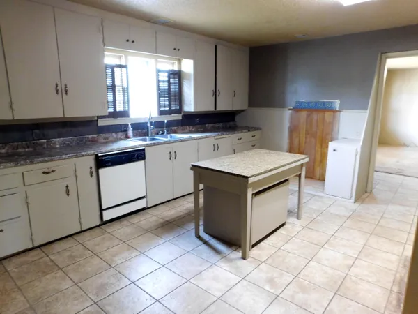$124,900 | 1623 West Ave C, Muleshoe, TX 79347