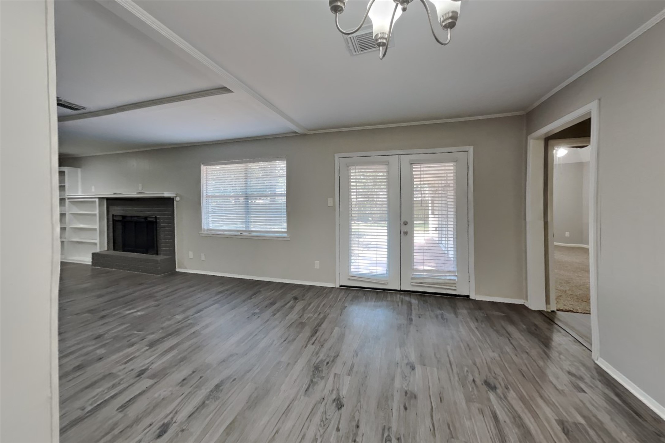 246 Spring Pines Drive Spring, TX 77386 - Photo 6 of 19 Gallery Image 6