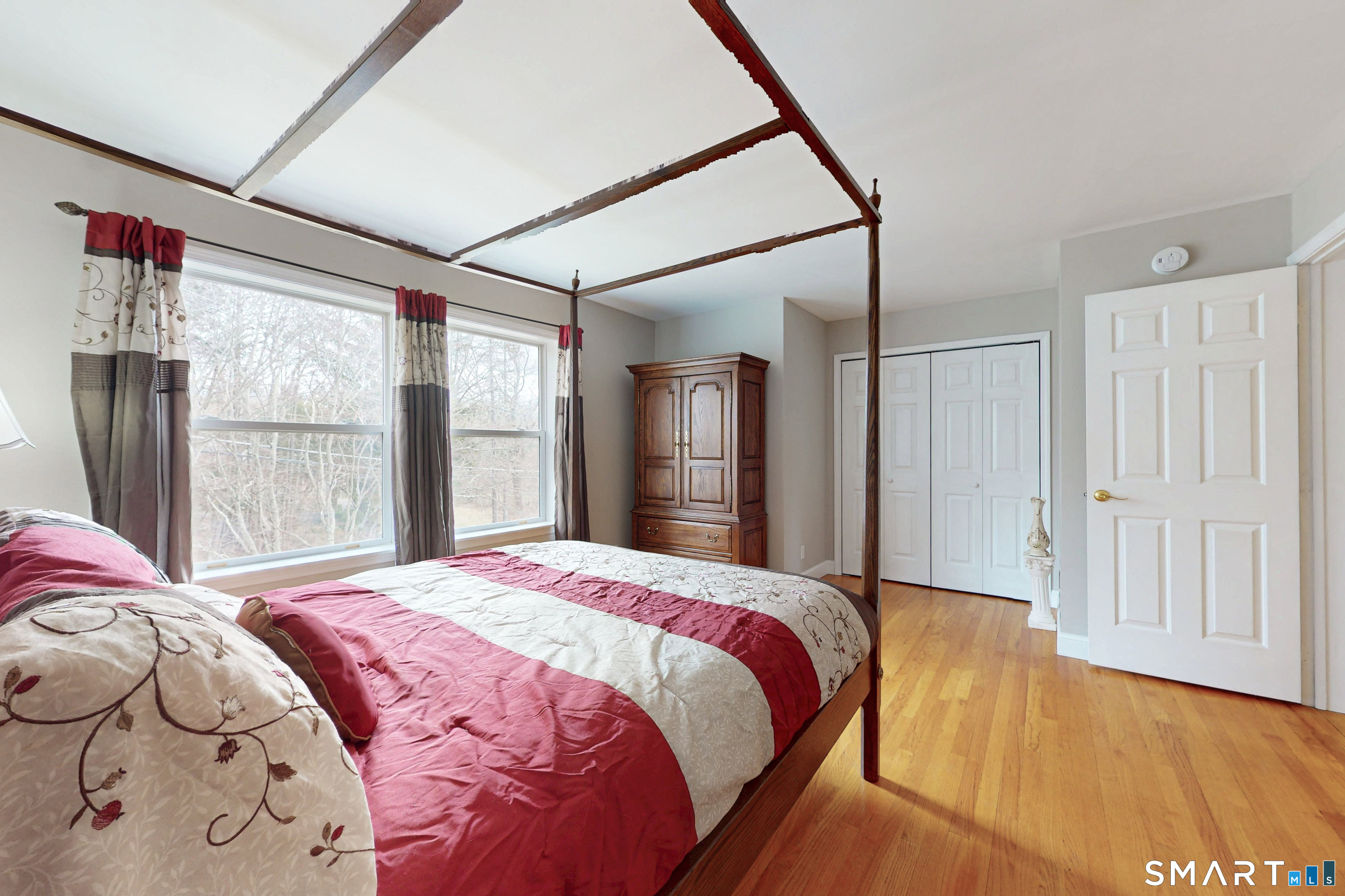 20 Driftway Road Danbury, CT 06811 - Photo 31 of 39