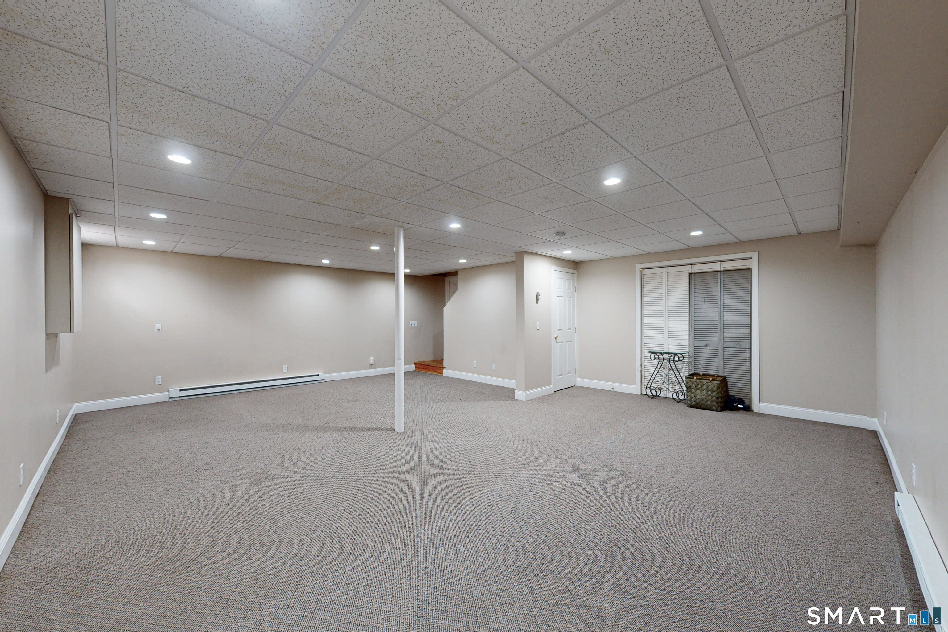 20 Driftway Road Danbury, CT 06811 - Photo 36 of 39