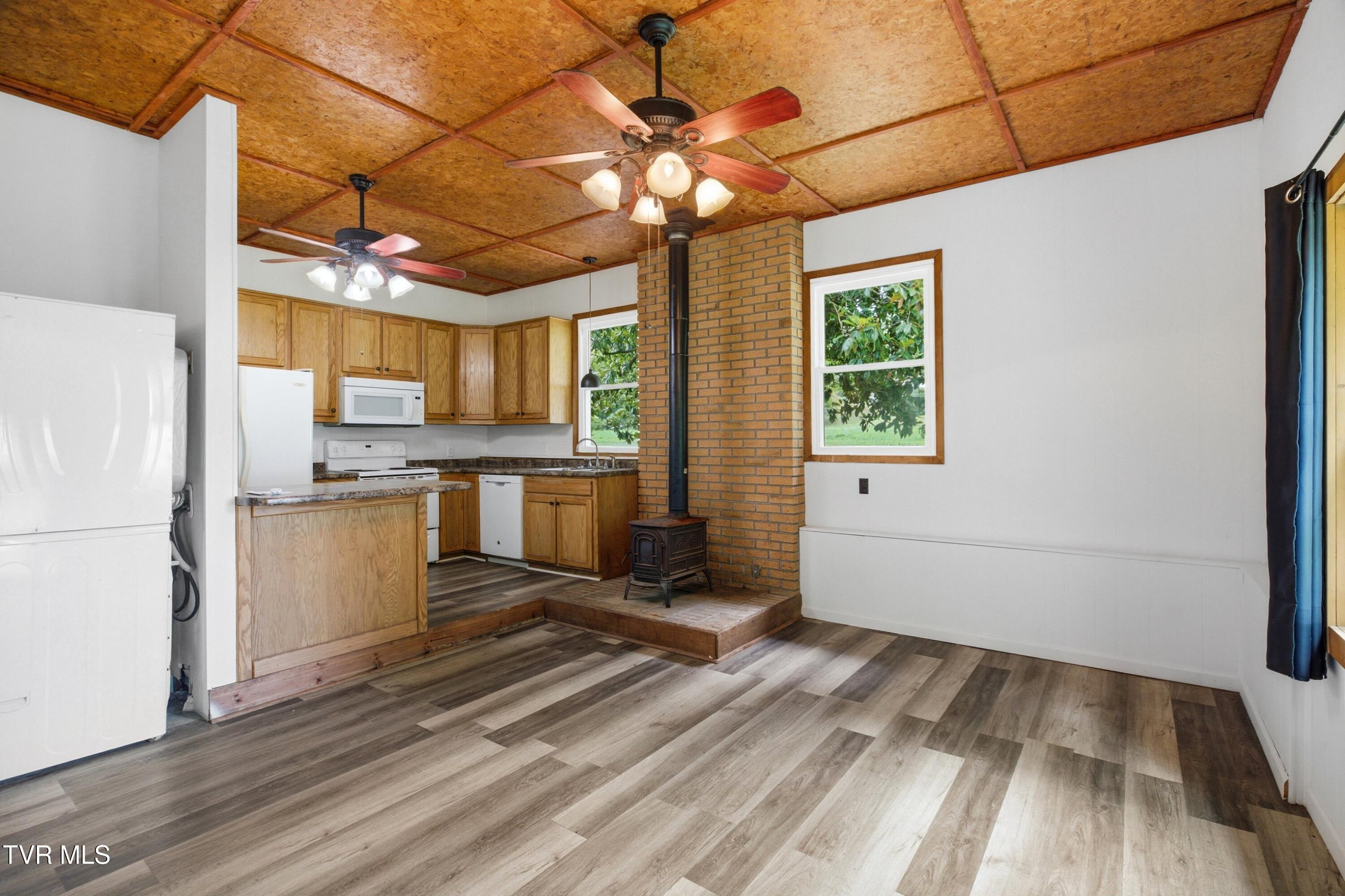 4124 Big Creek Road Hartford, TN 37753 - Photo 20 of 56 018-4124BigCreekRoad-Hartford-TN-37753-S