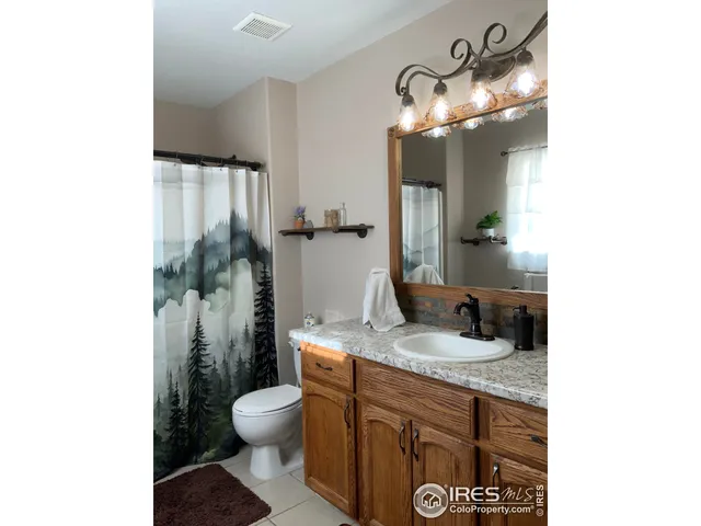 a view of a storage & utility room