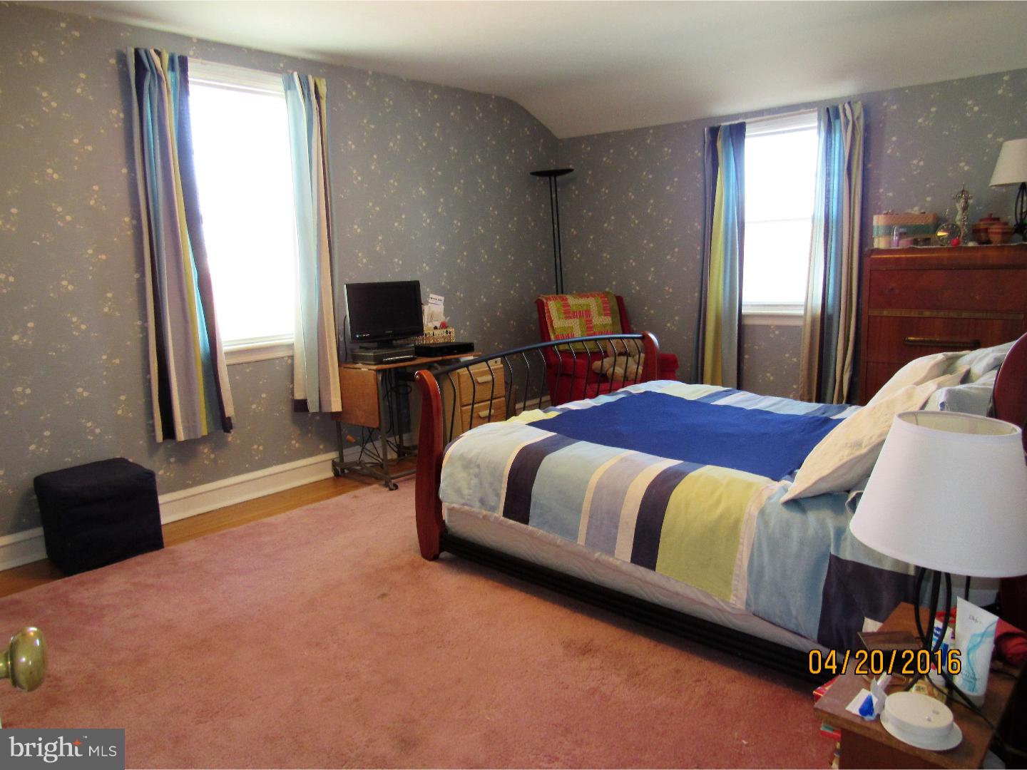 7330 Ryers Avenue Philadelphia, PA 19111 - Photo 14 of 23 Bedroom - Main