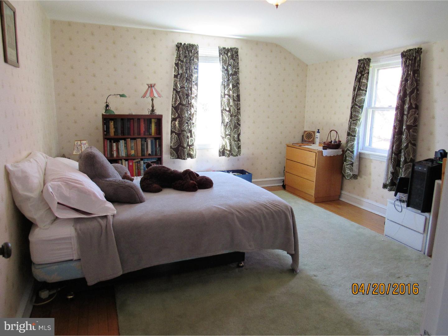 7330 Ryers Avenue Philadelphia, PA 19111 - Photo 18 of 23 Bedroom 3