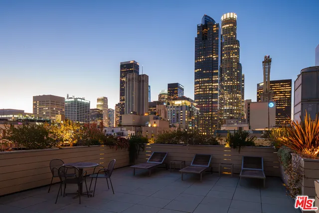 $16,500,000 | 424 South Broadway, Los Angeles, CA 90013