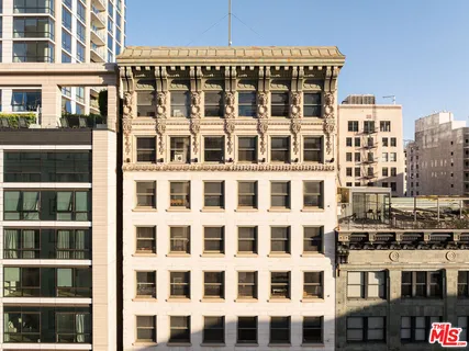 $16,500,000 | 424 South Broadway, Los Angeles, CA 90013