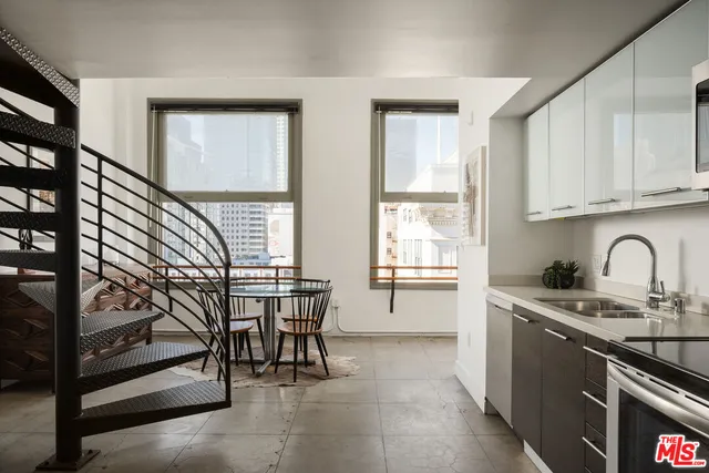 $16,500,000 | 424 South Broadway, Los Angeles, CA 90013