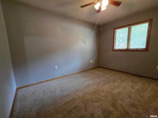 $149,900 | 301 4th Street, Unit 4, Fulton, IL 61252