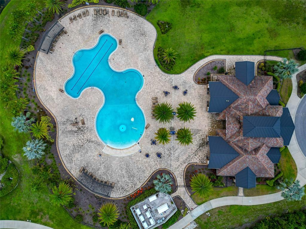 16620 Collingtree Crossing Lakewood Ranch, FL 34202 - Photo 45 of 48 an aerial view of a house with swimming pool and outdoor space