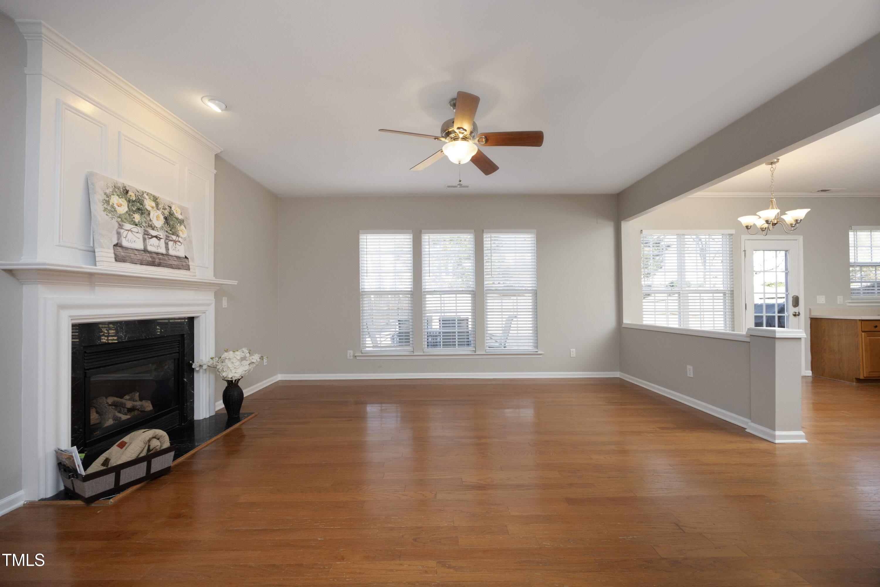 1525 Nealstone Way Raleigh, NC 27614 - Photo 9 of 47 Living Room