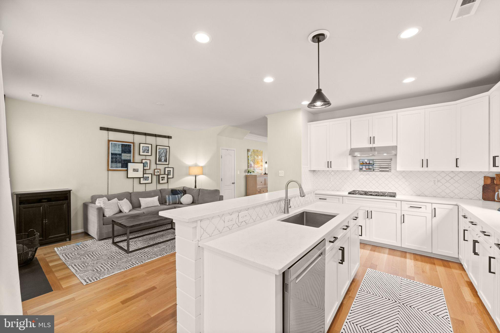 19436 Coppermine Square Leesburg, VA 20176 - Photo 20 of 85