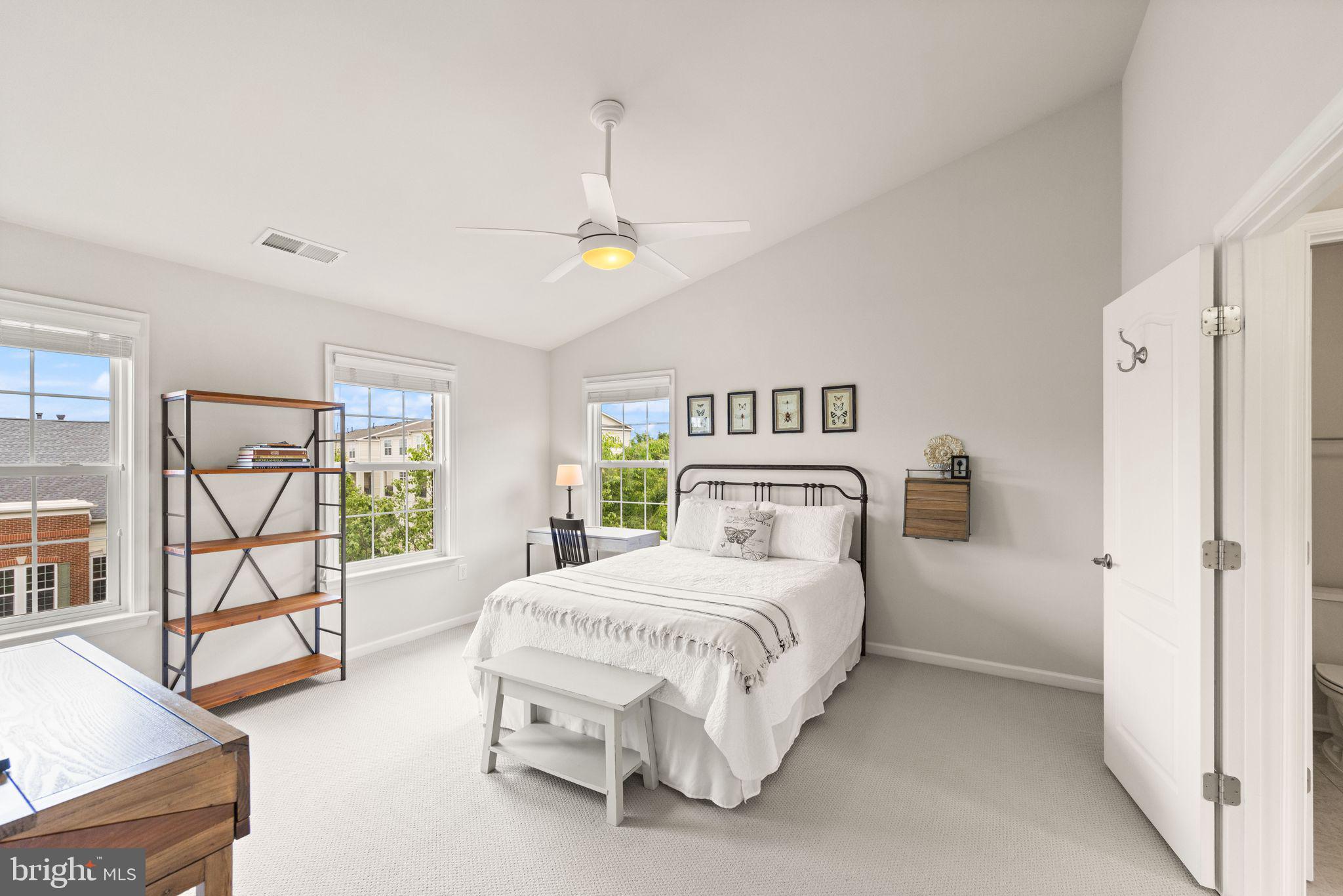 19436 Coppermine Square Leesburg, VA 20176 - Photo 62 of 85