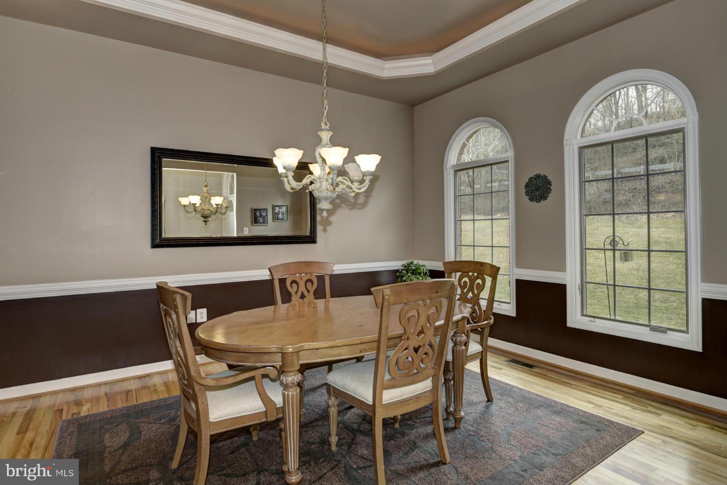 9360 Slate Quarry Road Dickerson, MD 20842 - Photo 5 of 27 a dining room with furniture and window