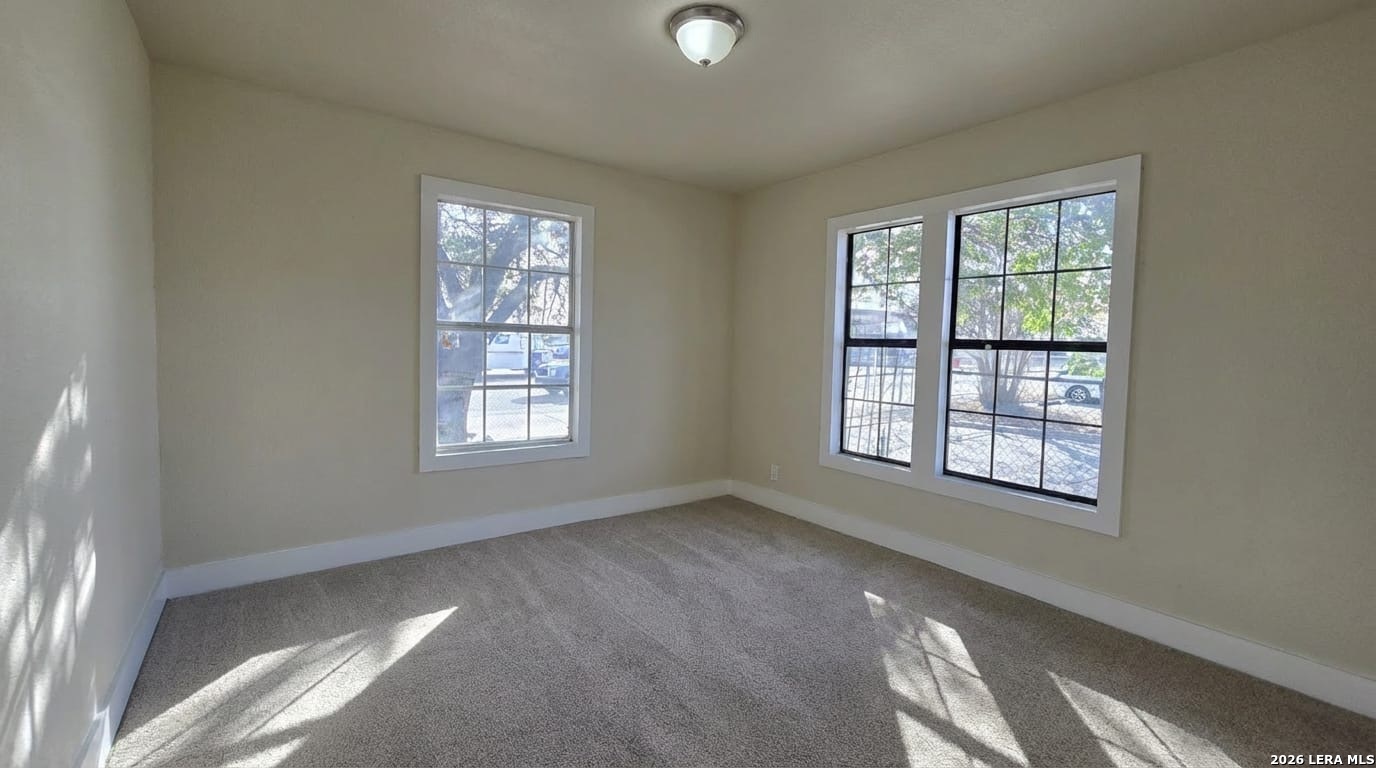 5345 Commerce San Antonio, TX 78237 - Photo 13 of 17