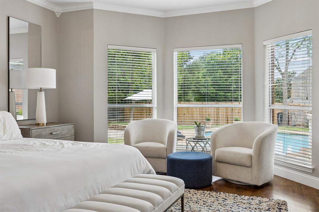 1309 Meadow Ridge Court Southlake, TX 76092 - Photo 16 of 34 Sitting Area Bathed in Natural Light