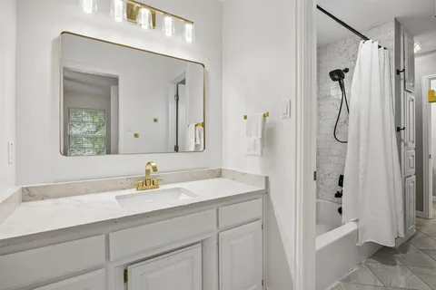 $1,200,000 | 1309 Meadow Ridge Court, Southlake, TX 76092