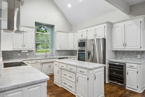 $1,200,000 | 1309 Meadow Ridge Court, Southlake, TX 76092