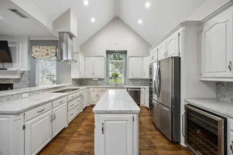 $1,200,000 | 1309 Meadow Ridge Court, Southlake, TX 76092