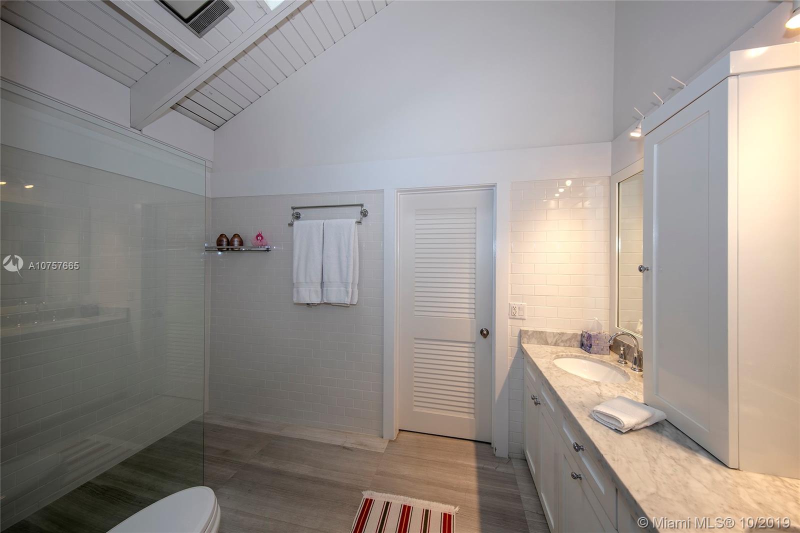 4940 Southwest 77th Street Miami, FL 33143 - Photo 30 of 33