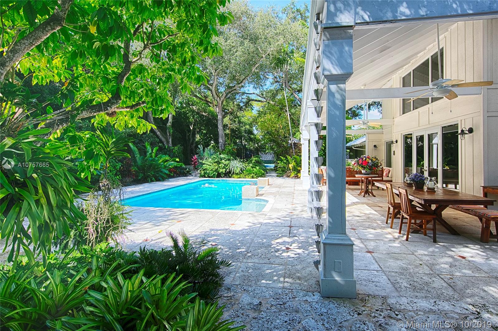 4940 Southwest 77th Street Miami, FL 33143 - Photo 10 of 33