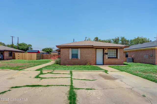 $150,000 | 2304 40th Street, Lubbock, TX 79412
