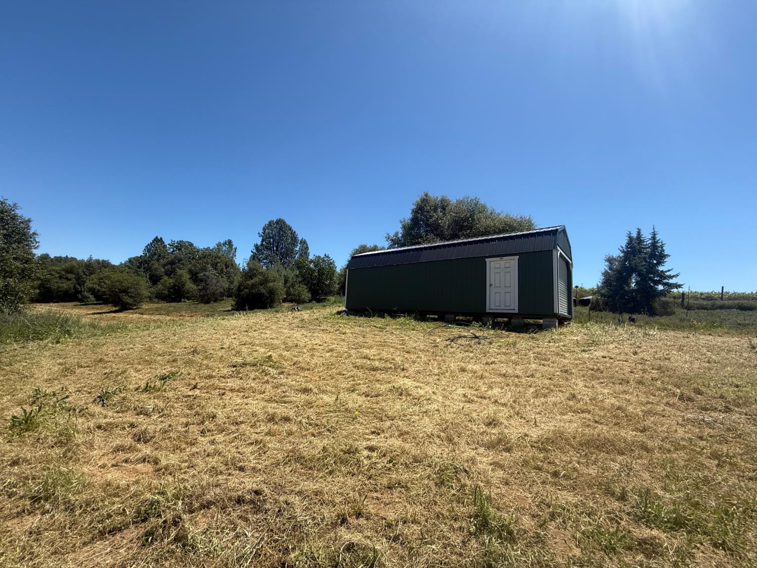 2322 Myrick Road Somerset, CA 95684 - Photo 13 of 30 a view of a garden