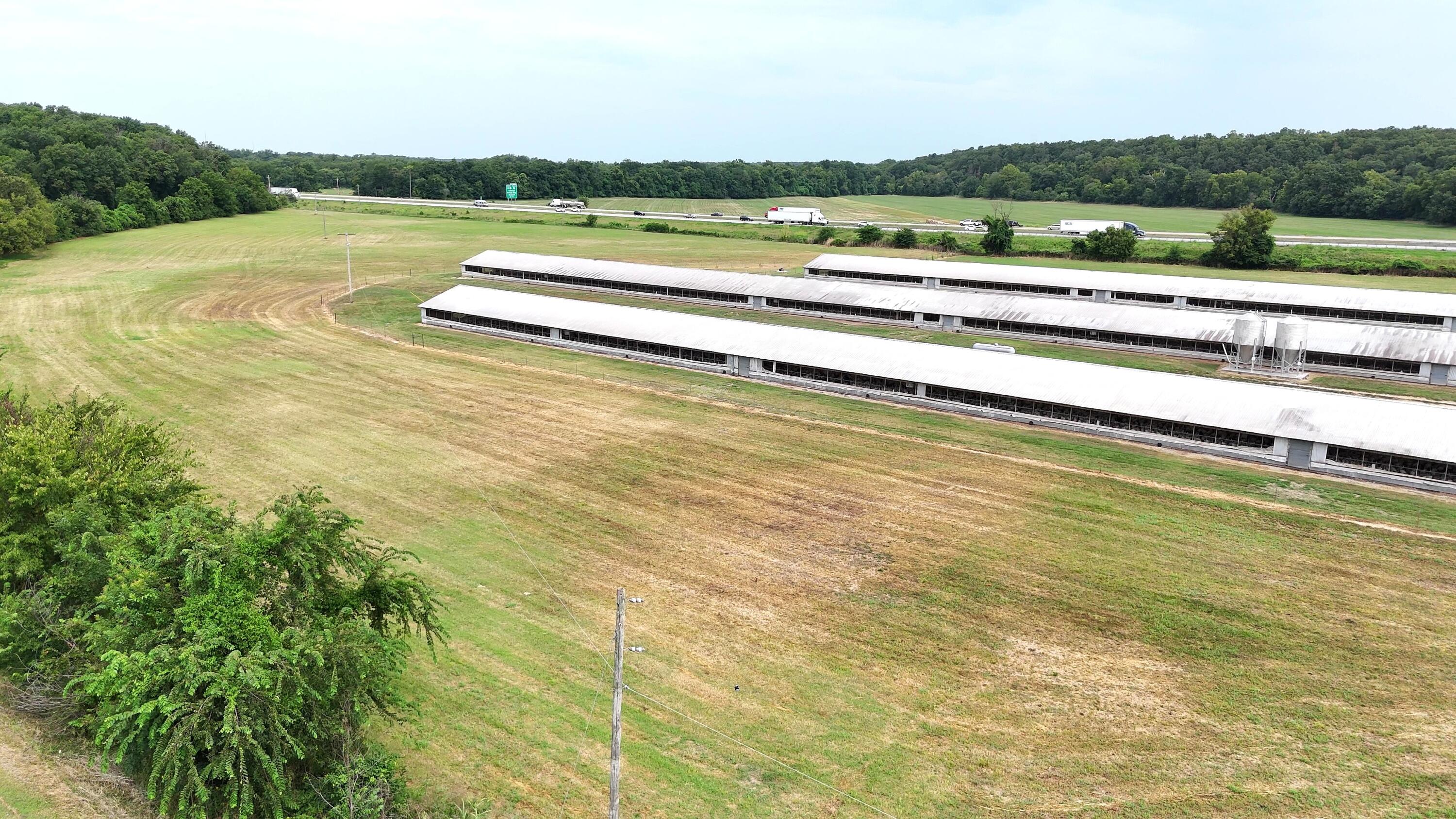 11477 Blackberry Road Carthage, MO 64836 - Photo 16 of 65 16