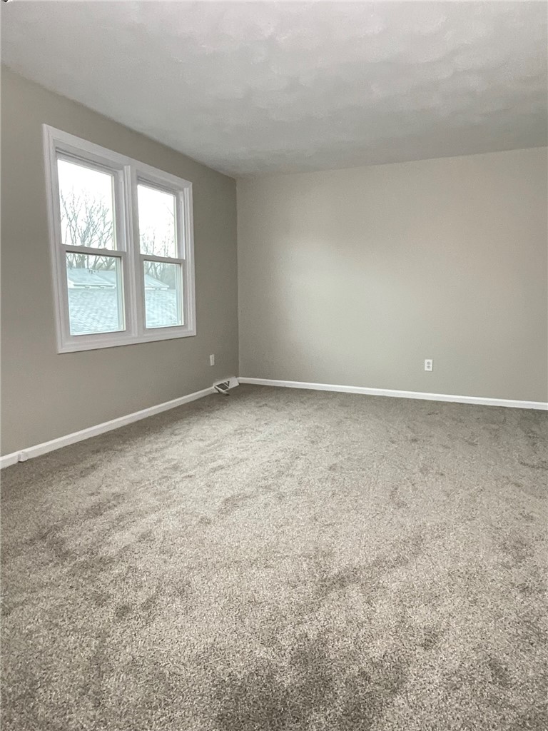 62 Hidden Valley Road Gates, NY 14624 - Photo 14 of 37