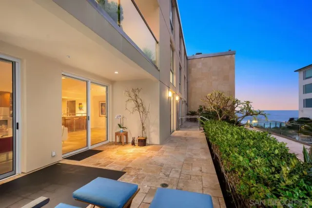 $3,498,000 | 202 Coast Boulevard, Unit 4, La Jolla, CA 92037