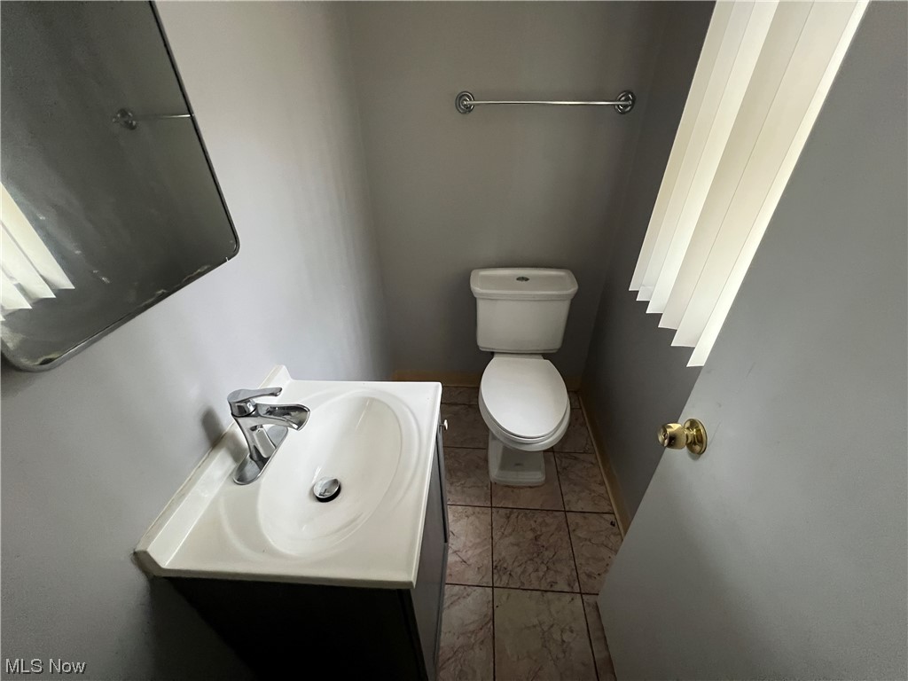 3406 Rosedale Road Cleveland, OH 44112 - Photo 17 of 20
