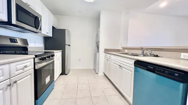 $2,300 | 1203 Town Center Drive, Unit 419, Jupiter, FL 33458