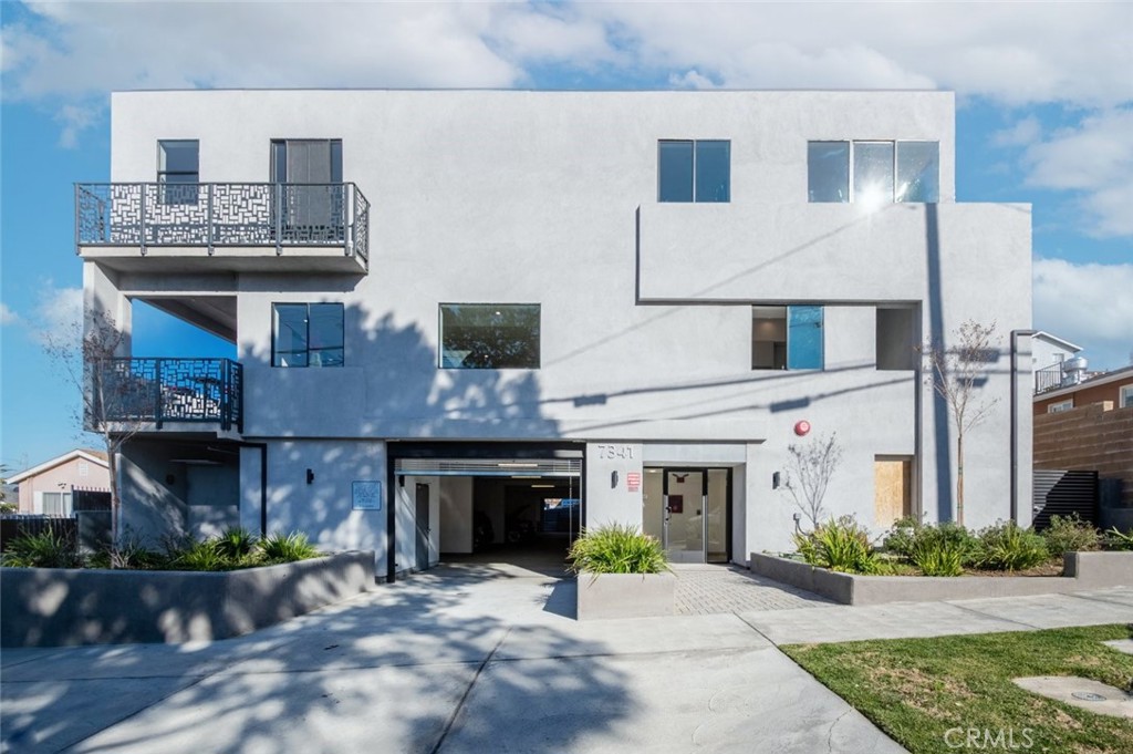 7341 Valmont Street, Unit 102 Tujunga, CA 91042 - Photo 1 of 1