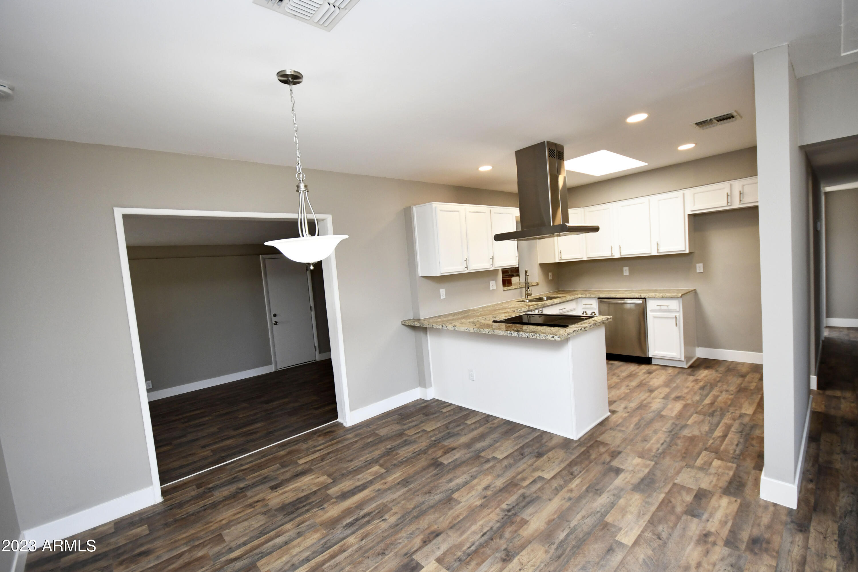 4443 East Almeria Road Phoenix, AZ 85008 - Photo 3 of 23 kitchen3