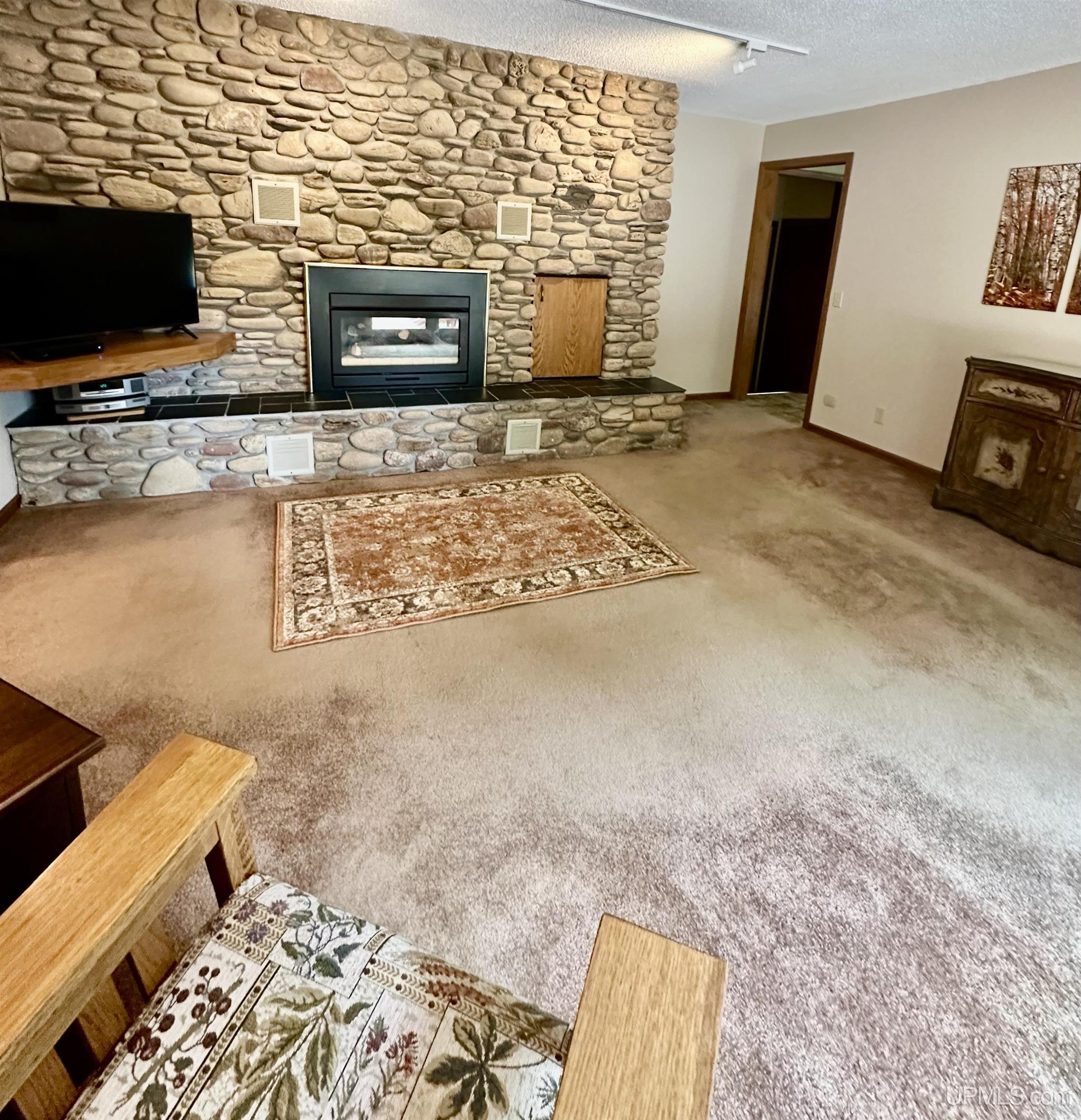 101 Ridge Lane Marquette, MI 49855 - Photo 8 of 54 Gallery Image 8