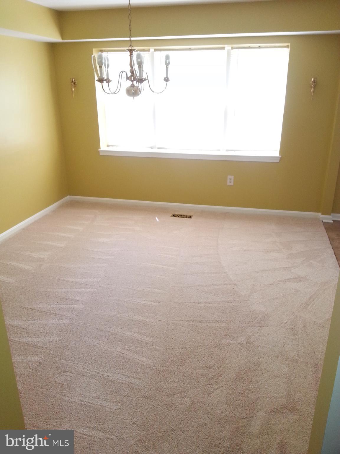 14116 Beechvue Lane Silver Spring, MD 20906 - Photo 11 of 42 Dining Room