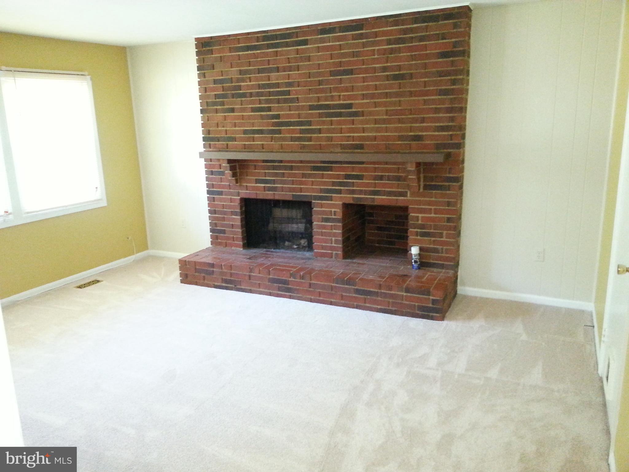 14116 Beechvue Lane Silver Spring, MD 20906 - Photo 18 of 42 Family Room