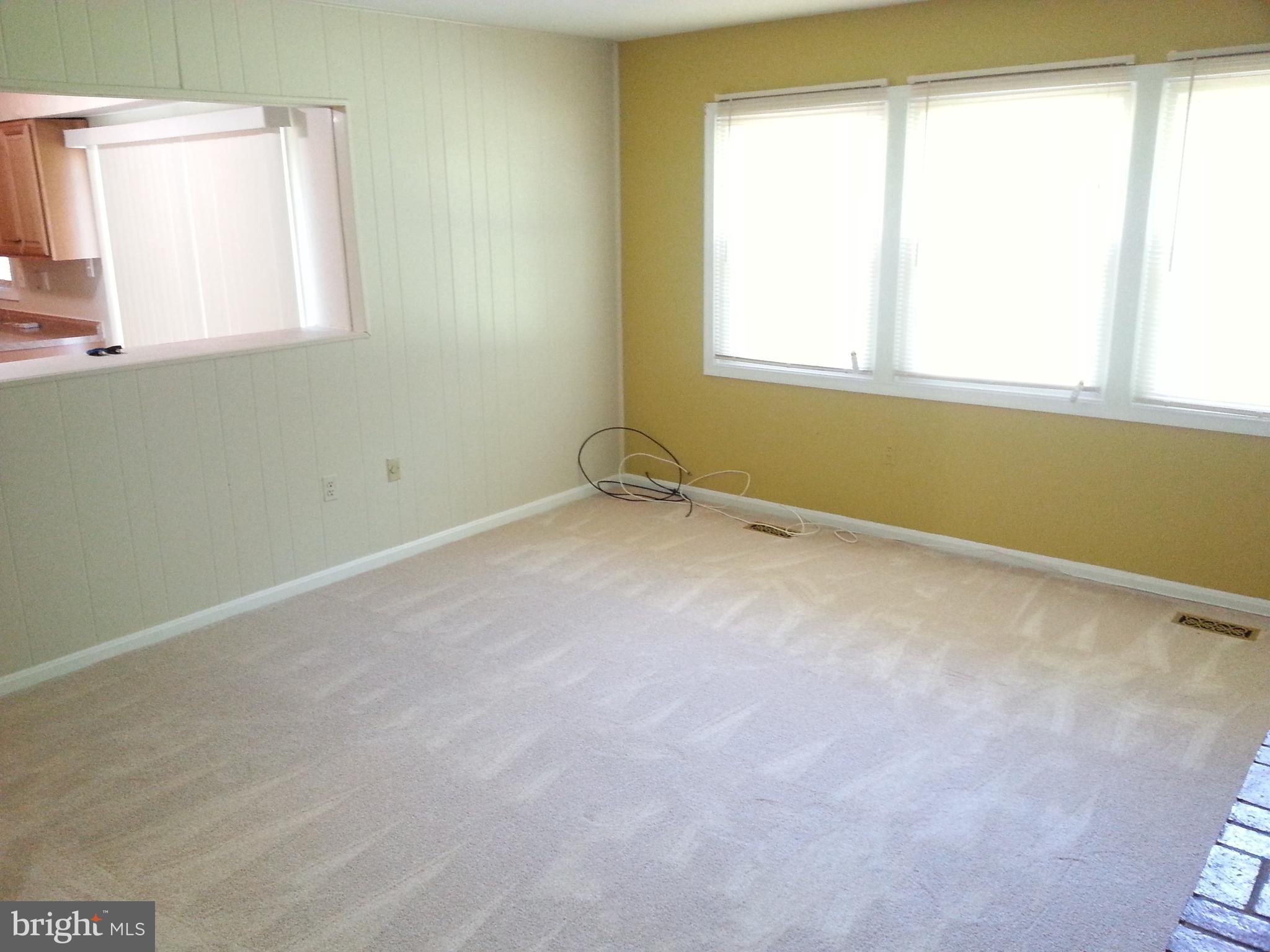 14116 Beechvue Lane Silver Spring, MD 20906 - Photo 19 of 42 Family Room