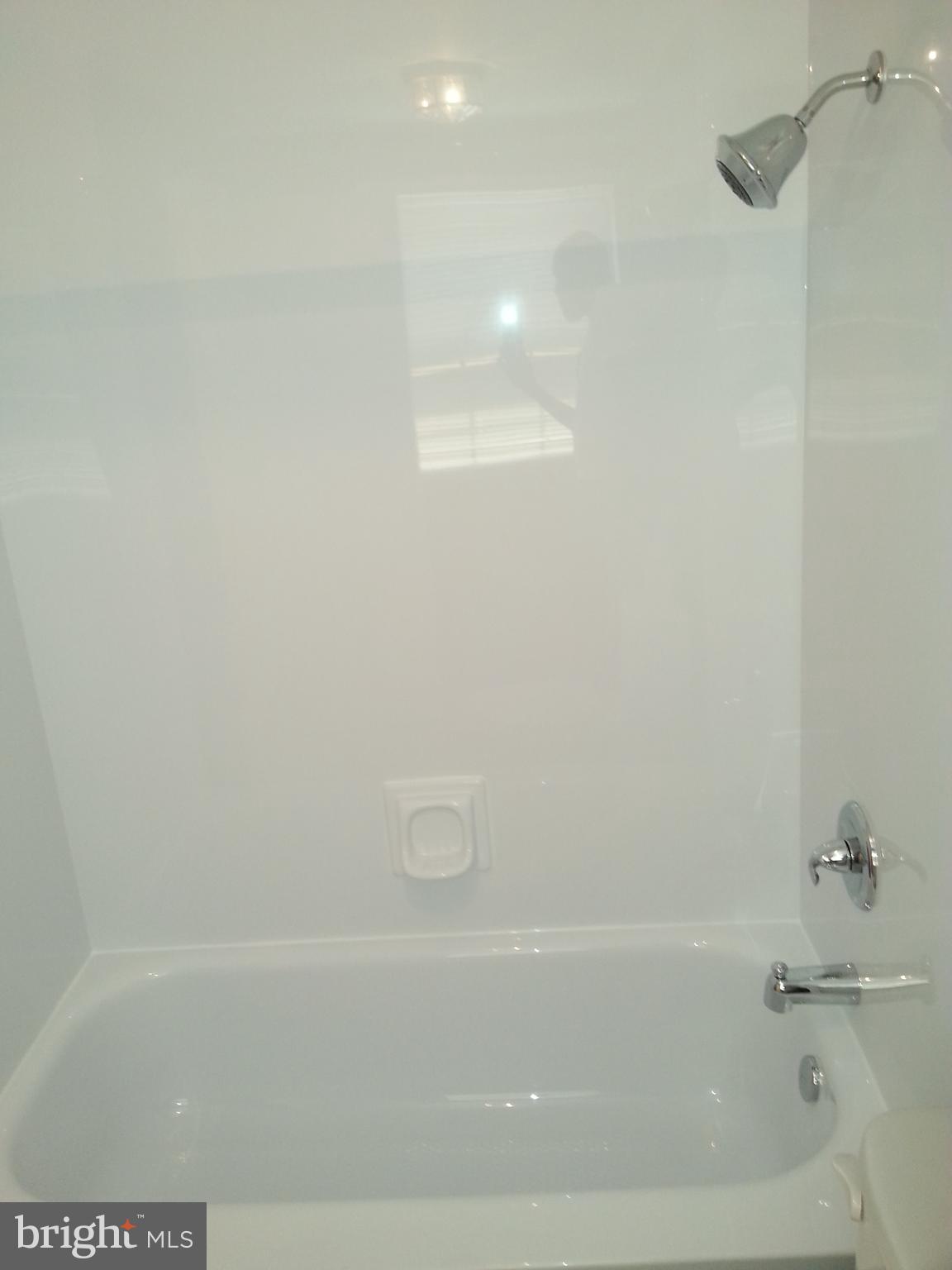 14116 Beechvue Lane Silver Spring, MD 20906 - Photo 40 of 42 Master Bathroom