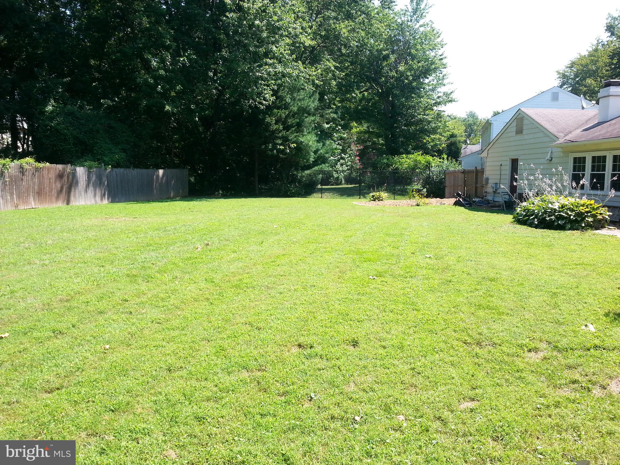 14116 Beechvue Lane Silver Spring, MD 20906 - Photo 42 of 42 Exterior Rear