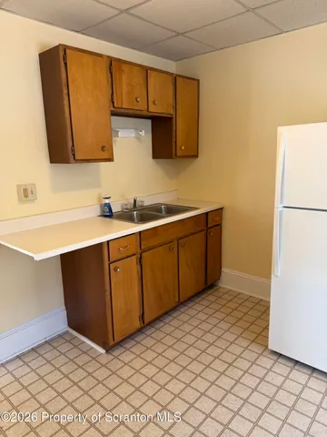 $800 | 709 Main Street, Unit 2ND FLOOR FRONT, Avoca, PA 18641