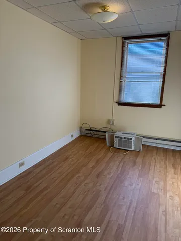 $800 | 709 Main Street, Unit 2ND FLOOR FRONT, Avoca, PA 18641