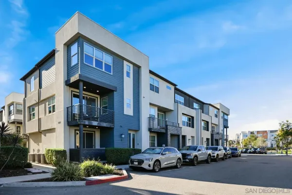 $780,000 | 1830 Ascella Drive, Unit 6, Chula Vista, CA 91915
