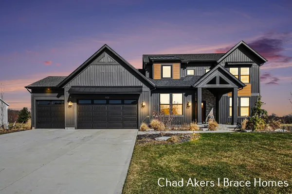 $875,000 | 8131 Byron Depot Drive Southwest, Byron Center, MI 49315