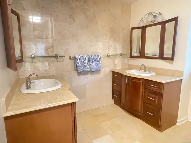 $8,200 | 58 Heritage Lane, Stamford, CT 06903