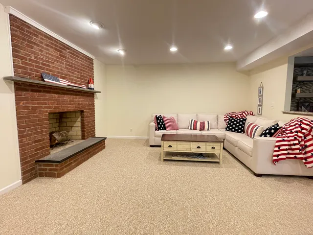 $8,200 | 58 Heritage Lane, Stamford, CT 06903