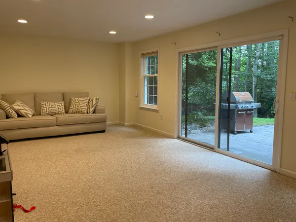 $7,900 | 58 Heritage Lane, Stamford, CT 06903