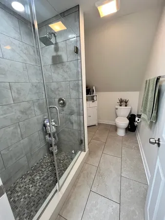 $2,100 | 3707 North Nora Avenue, Unit 2, Chicago, IL 60634